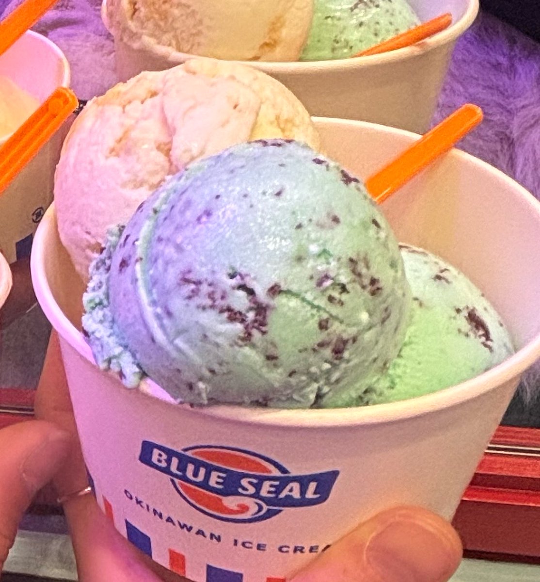 _mnm_iai's tweet photo. @BlueSealokinawa #ブルーシールでアイスの日
 田舎には無いブルーシールをこないだ初めて食べました‼︎ https://t.co/heco7aLJ98