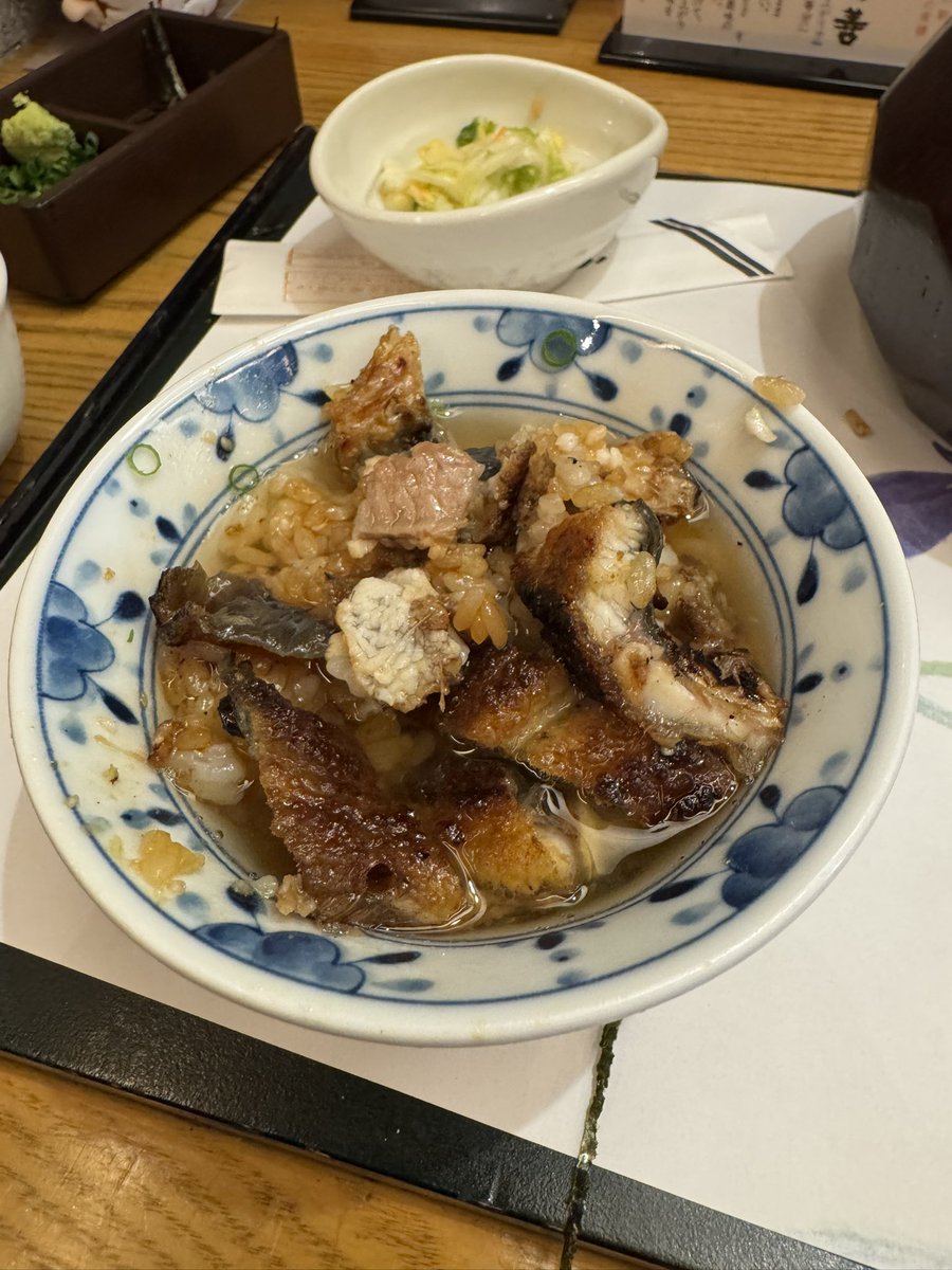 takehiro247's tweet photo. 名古屋といえば　まずコレかな　美味かった☺️ https://t.co/JFI40wmmD4
