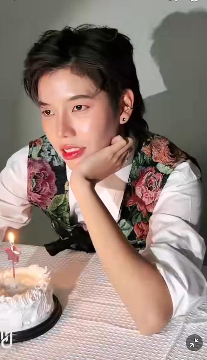 พี แอล โอ วาย 💕🌷🦋 tweet media