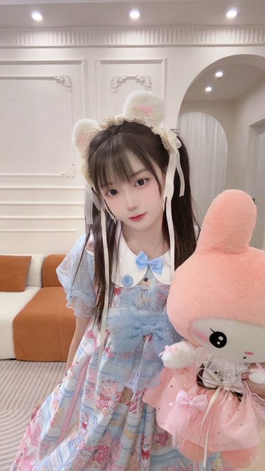 双胞胎
姐姐白虎萝莉
🐻E
 163cm
 04年
 妹妹：甜美系白小纯
🐻D  163   04年
前凸后翘 漫画身材 身材紧致
少萝➕甜妹的组合值得惊喜噢
我们都爱好瑜伽，普拉提游泳
姐妹两人擅长聊天，素质高
✈️https://t.co/GUr6SjrrKp https://t.co/A4WxK2tlAf