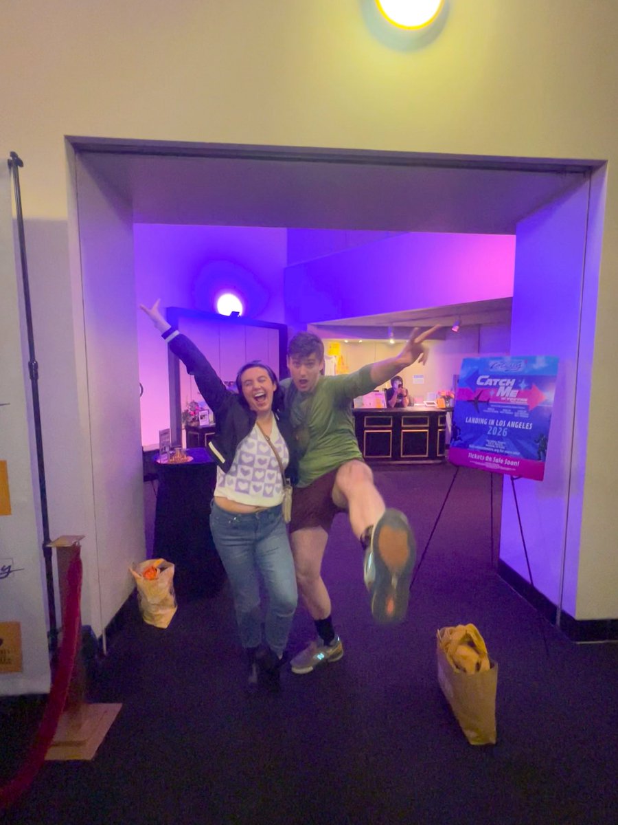 BeccaBTalksTV's tweet photo. watching #MillenialsAreKillingMusicals felt like opening a time capsule from the Rockwell days (iykyk)🥹🎭

endlessly proud to watch these folks bring a new musical to life in Burbank at @ColonyTheatre! https://t.co/E5fverA71c https://t.co/sTjRHSwMZb