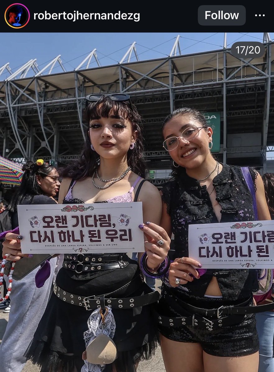 alwaysborahae's tweet photo. Photographer posted lots of cute concert fits on his IG.  These are just a few. 

https://t.co/pTPV6SlA7T https://t.co/eJHLje3emd