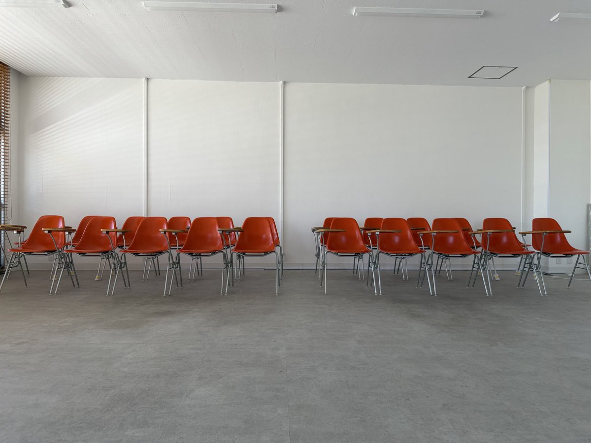 ハーデン　アメリカ家具　椅子 Herman Miller Eames Chair Orange” アメリカから60年前の椅子が60脚