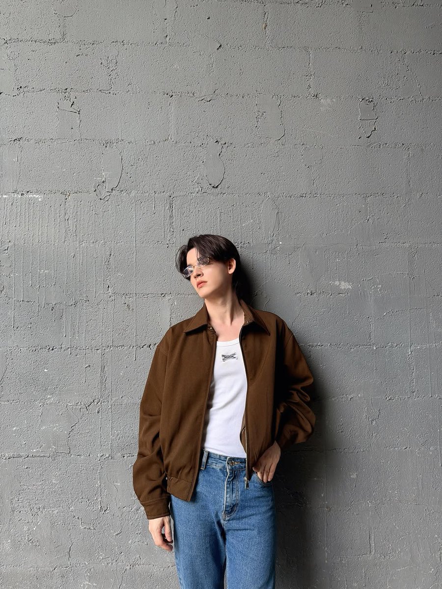 Yuna82590250's tweet photo. 2026.05.09
caption：🤎🤍

#mosbankworld/IG 5media
🔗https://t.co/mluYESMKCq

handsome boy 1⃣
#ISBANKY
#iQIYIArtistTH https://t.co/mDeEsqv86g