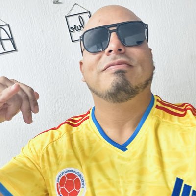 PiMo0o's tweet photo. #NuevaFotoDePerfil https://t.co/yjhp5y8kXp