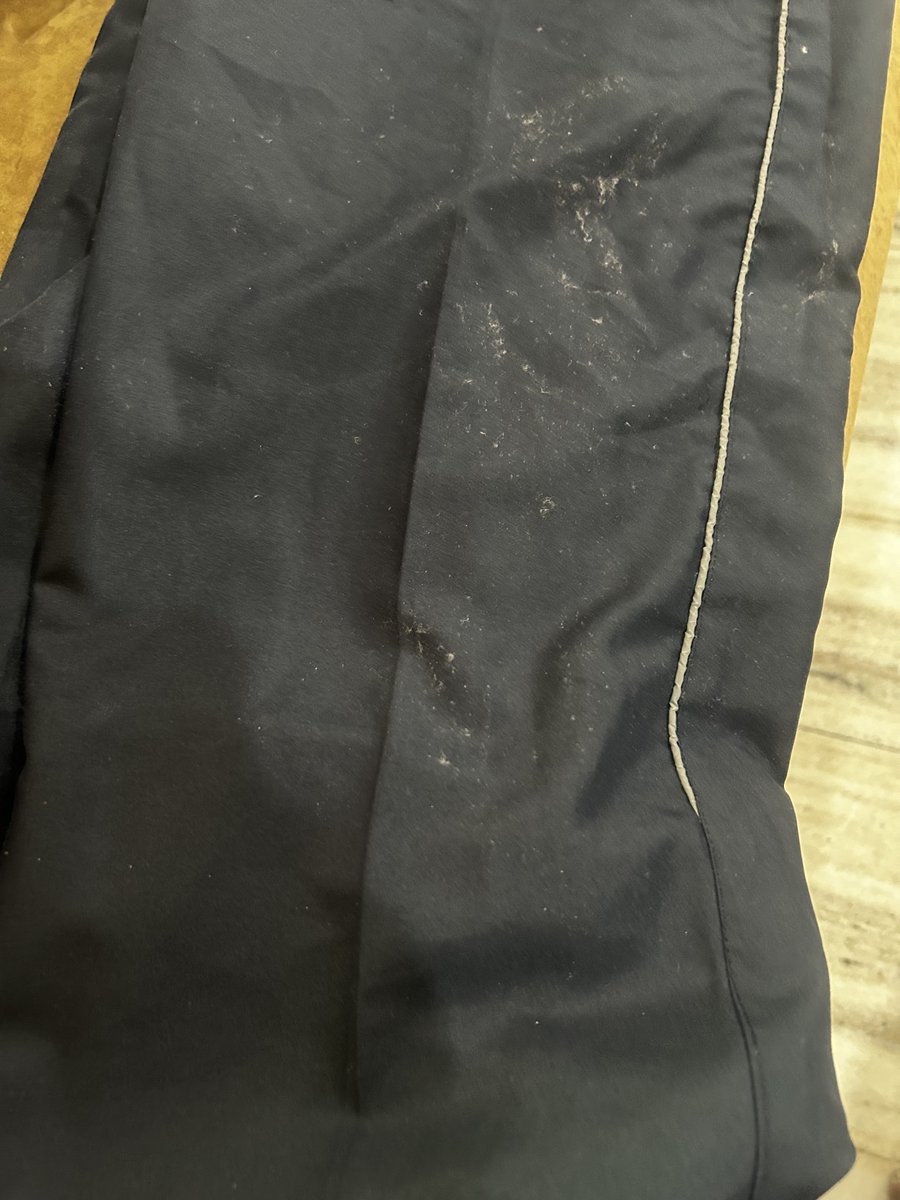 _sharmaarun's tweet photo. @ Samsung . Photos taken today of quality of wash from washing machine. Regularly I am regularly sending photos of poor quality of wash  but their reply is our team has not found any defect . Due to colour blindness their team members are not capable to differentiate the colours https://t.co/0NLpIxZbQg