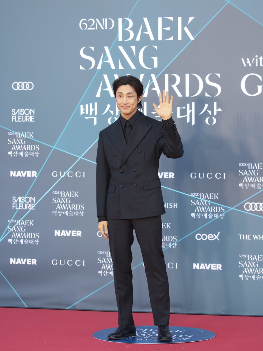 danggoball's tweet photo. 이것도 와와에서 올려준거... 배나라 레드카펫 때 진짜 너무 귀엽고 잘생겼음ㅠㅠㅠ 하ㅠㅠㅠ https://t.co/nf18VYRaKl