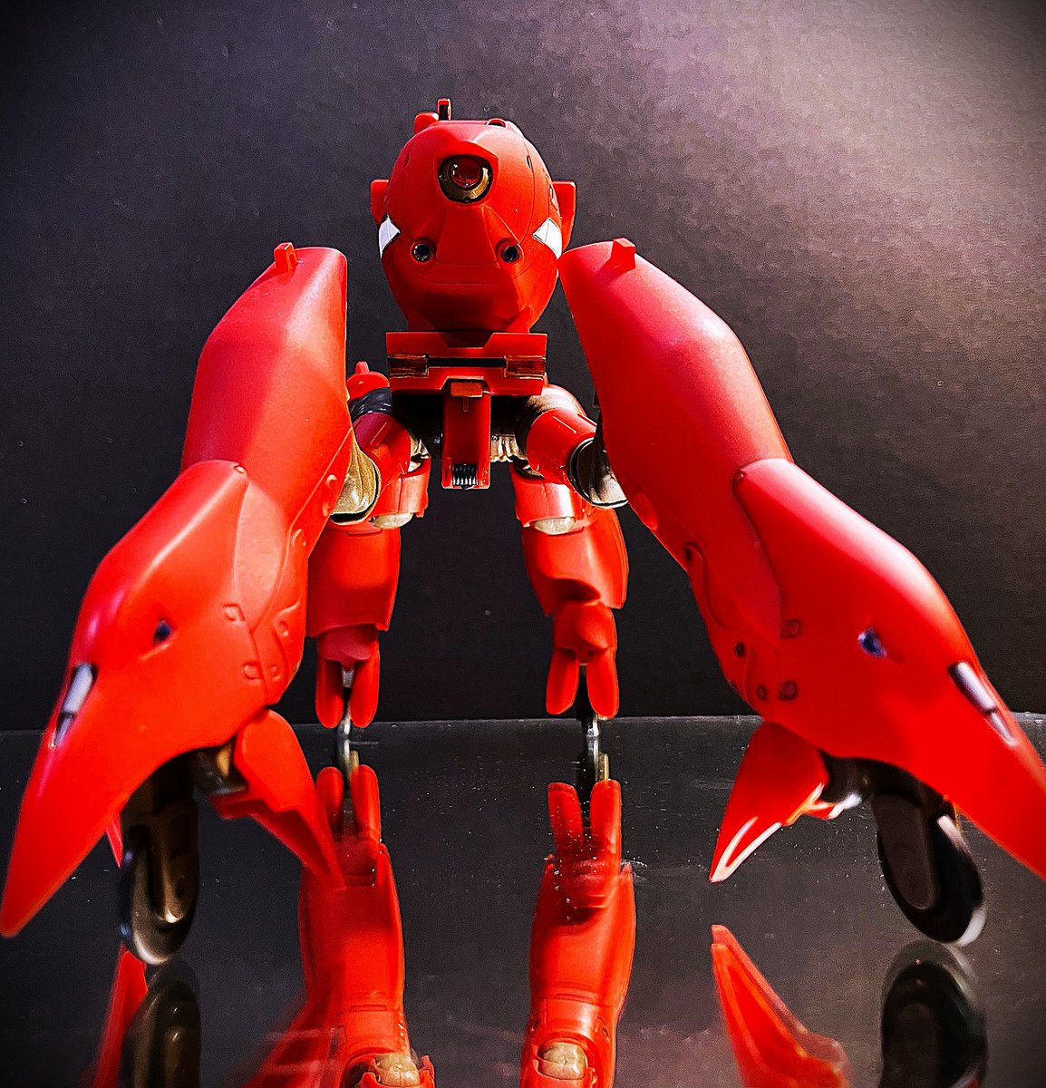 box603's tweet photo. カニっぽいアングルのクラブマン・ハイレッグ(´▽｀) ：1/60 モデロイド  #パトレイバー #MODEROID https://t.co/eY9sXzwlw4