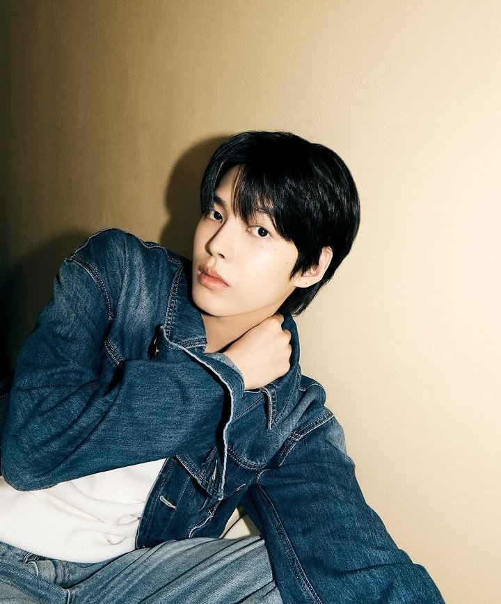 Yoon Ho tweet media