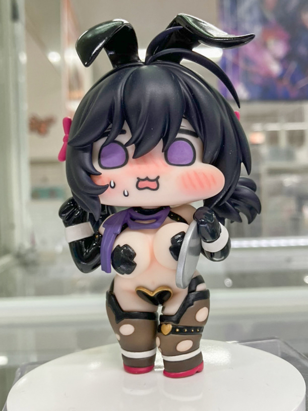 【#あみあみ秋葉原ラジオ会館店】

Cerberus Project様の「ブラウンダスト2　セレブリティバニー　ロエンちゃん」

デコレーションマスター展示中です！
#ブラウンダスト2 #ブラダス2