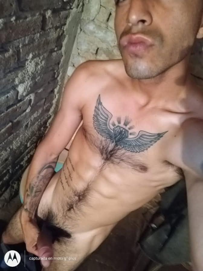 MexHomeless's tweet photo. Chacal flaquito pero bien vergon RT para más #flaco #gay #hetero #curioso https://t.co/GQE5PHwwJ5