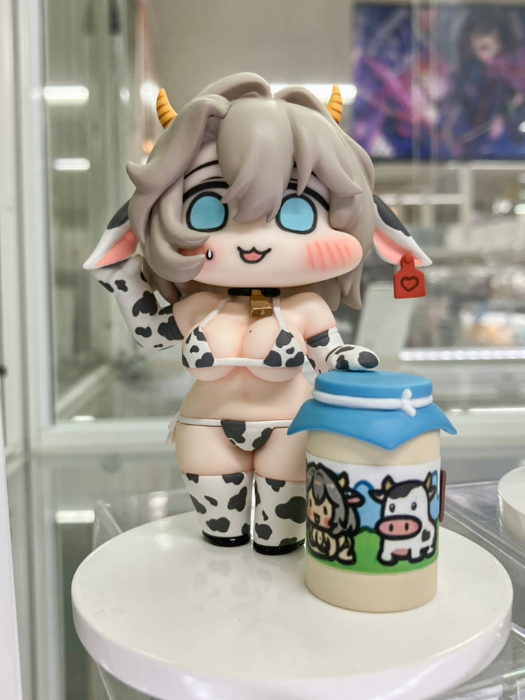 【#あみあみ秋葉原ラジオ会館店】

Cerberus Project様の「ブラウンダスト2　ミルキービキニ　テレーゼちゃん」

デコレーションマスター展示中です！
#ブラウンダスト2 #ブラダス2