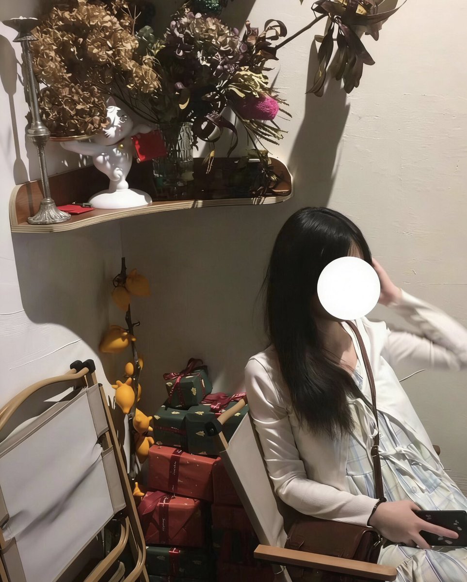南京字母墙 tweet media