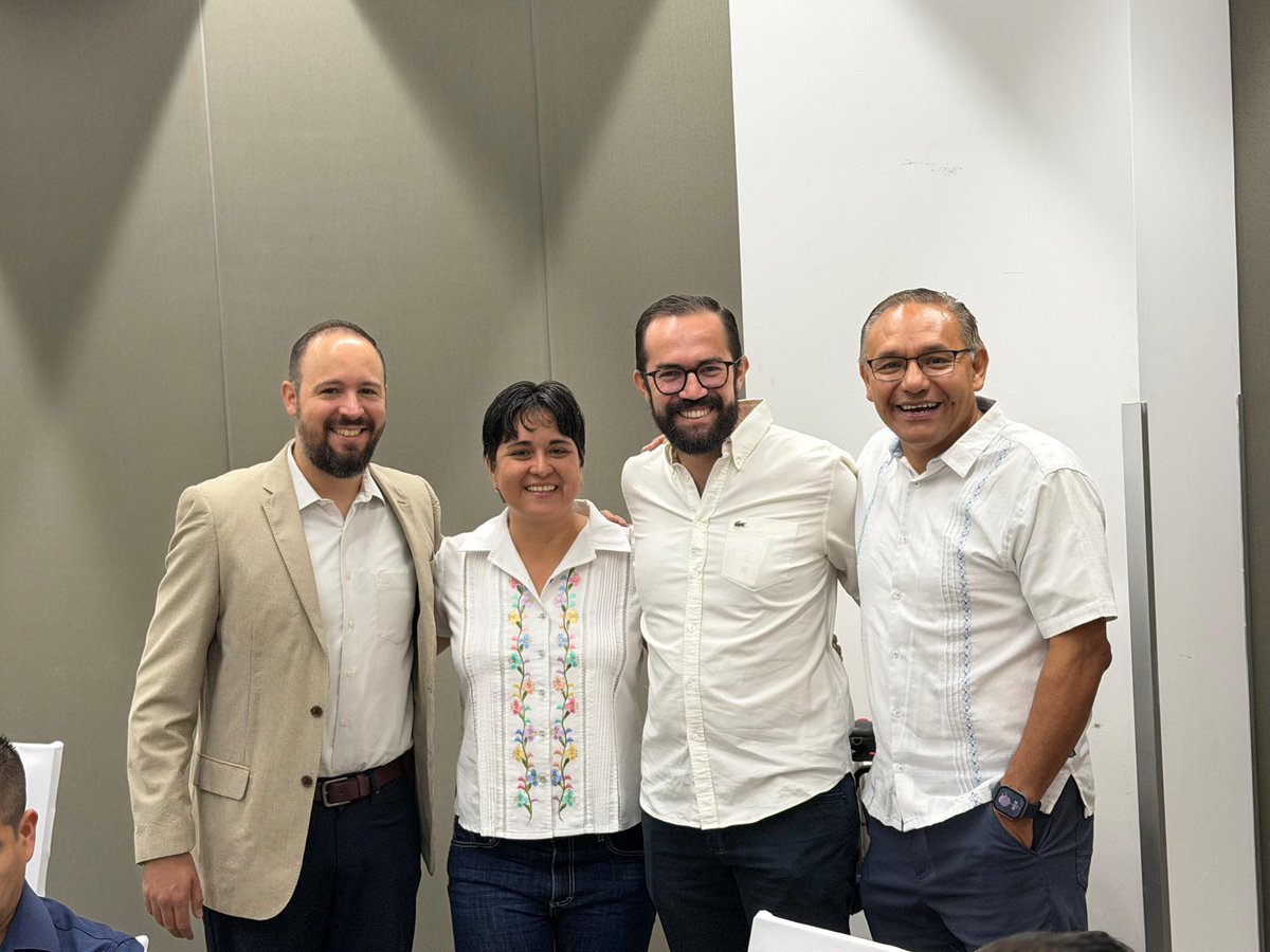 udegcucei's tweet photo. 🎓📑 Hoy se realizó la clausura del proceso de acreditación de las carreras de:
1️⃣ Ing. Robótica
2️⃣ Ing. Biomédica
3️⃣ Ing. Alimentos y Biotecnología
4️⃣ Ing. Civil
5️⃣ Ing. Industrial
6️⃣ Ing. Mecánica Eléctrica
Ante el organismo acreditador #CACEI. ✅✨ https://t.co/WEa4dTfRB9