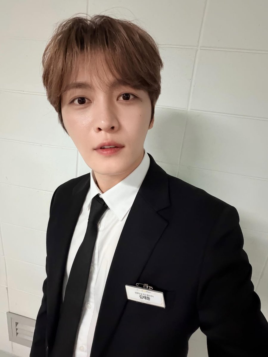 “Adoption creates a whole world for a child”

Kim Jaejoong has been appointed as an ambassador for the 21st Adoption Day campaign in South Korea, which promotes awareness and support for child adoption.

We all know his story, and we are eternally grateful to the Kims.