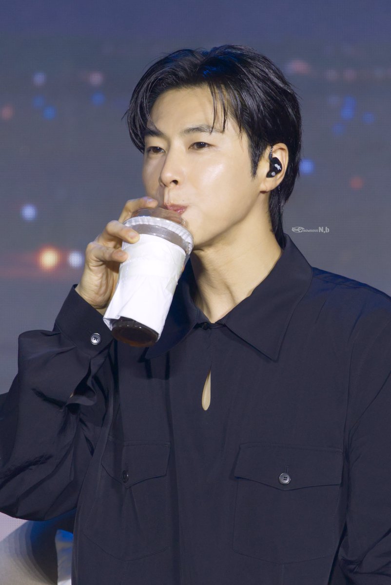 260504
Fan meeting in Beijing2️⃣

#유노윤호 #UKNOW ユンホ 정윤호 동방신기 TVXQ! 東方神起