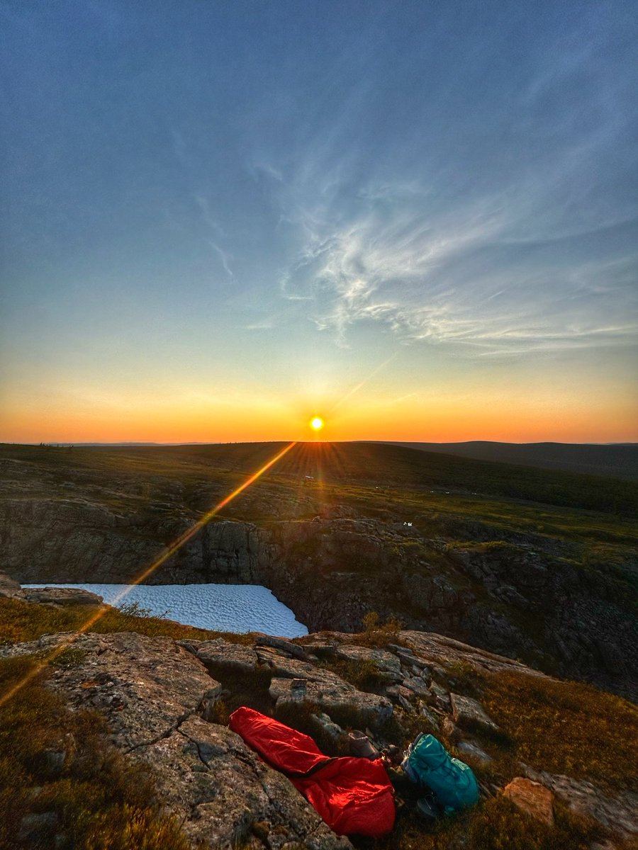 traderf1nn's tweet photo. @nellyeeee @docXBT @TraderMagus Haha, yes sleep brother sleep! Yea, can’t wait to do the 2 week true north excursion in July. You can just ride and Sun wont set, dosnt matter what time of the day is (here it is 0.30am, it wont set) https://t.co/IiFVv7BRXw