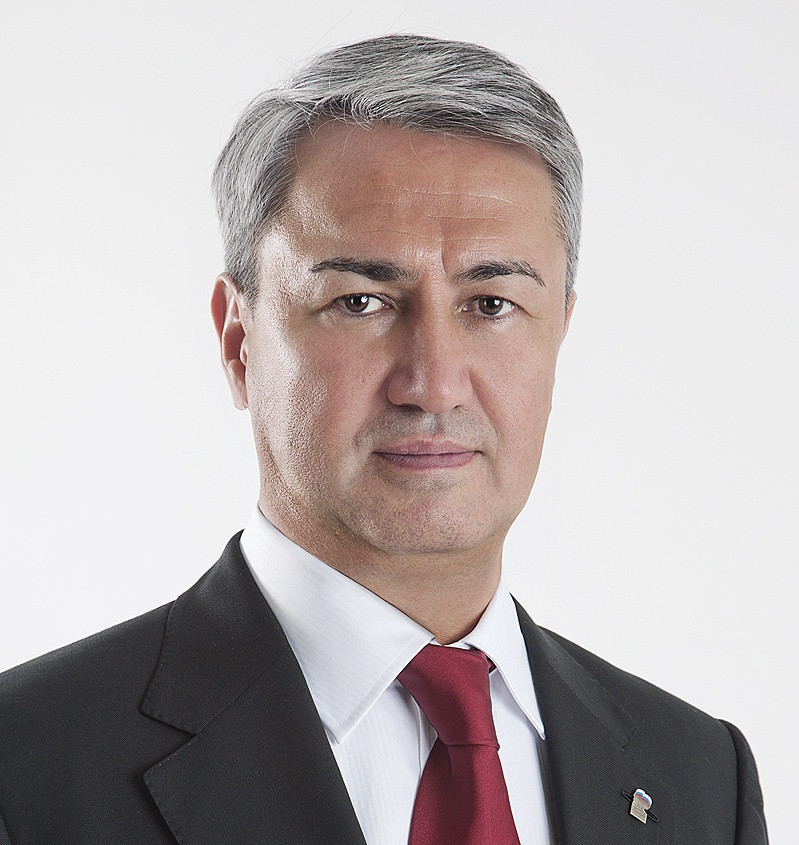 Рахим Азимов: С Днем Великой Победы!
newsler.ru/society/2026/0…