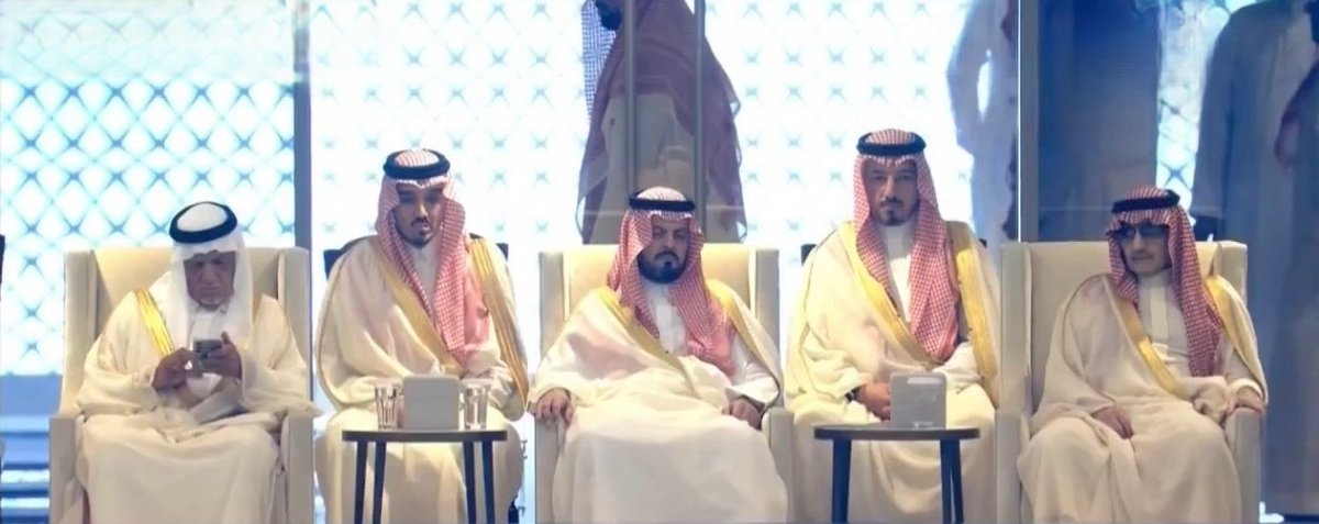 اليكس فيرجسون tweet media