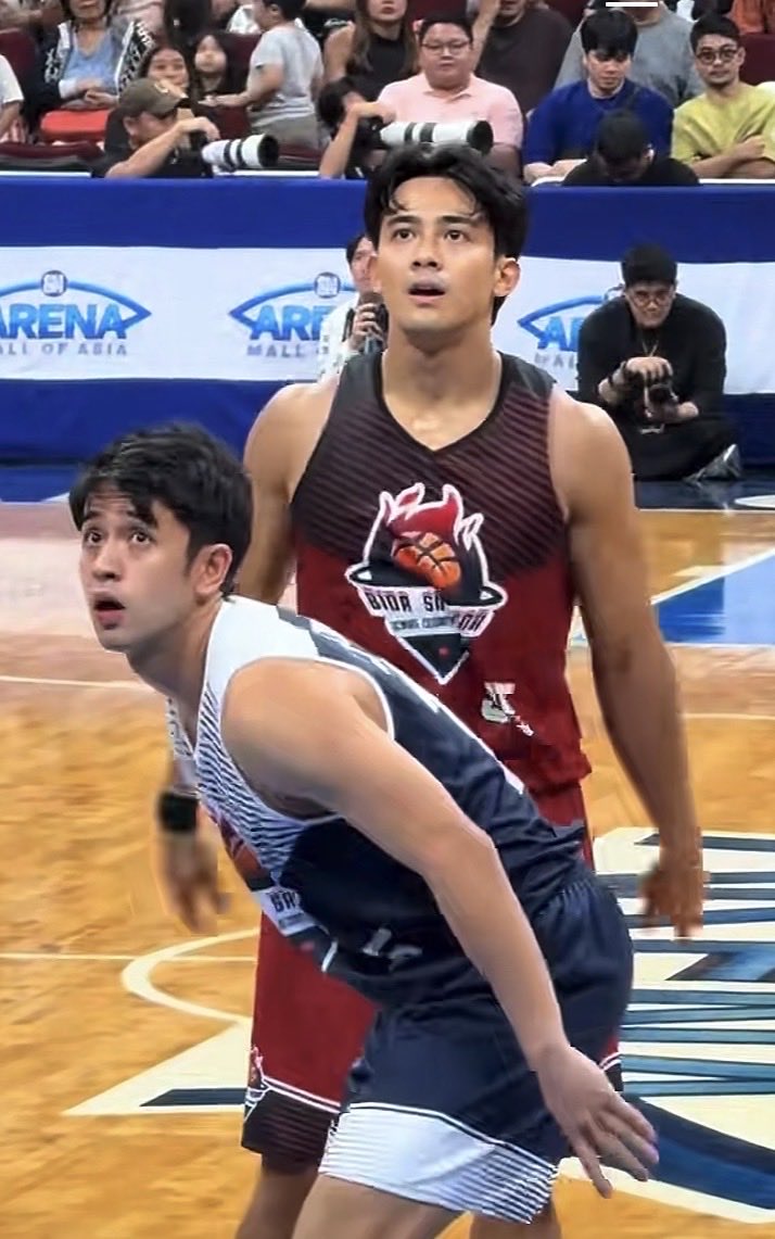 PhBekz's tweet photo. oh my mind @ArgelSaycon95 @davidlicauco https://t.co/ny5LER0V0G