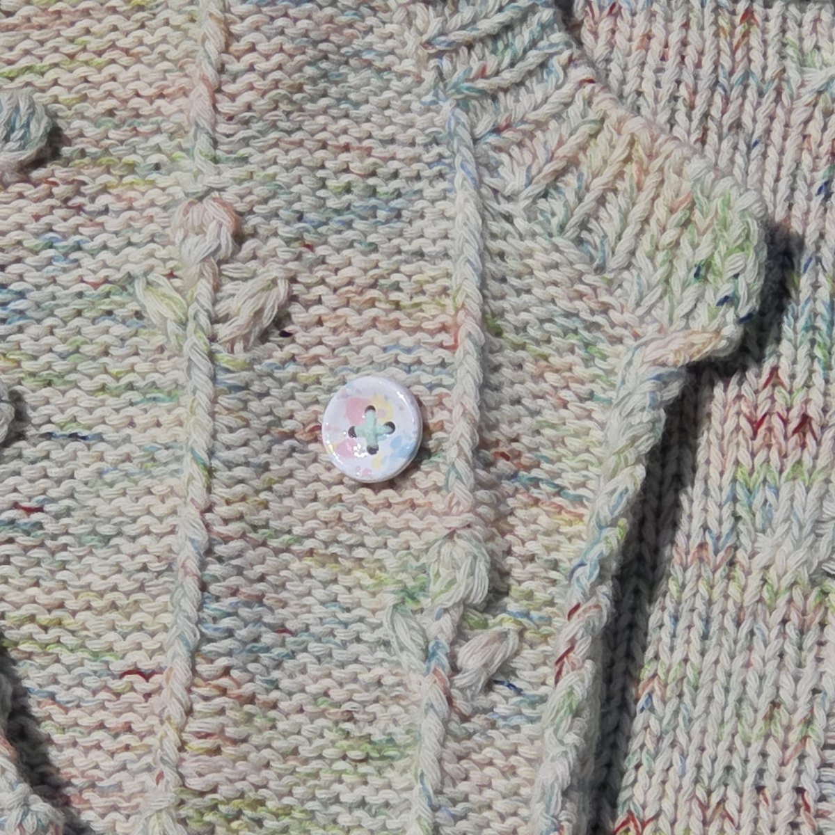 dan_a_knit's tweet photo. 태그를 깜빡...
푸림 단추 뱃지도 달아주었어요~ https://t.co/XUVRp0WsXO