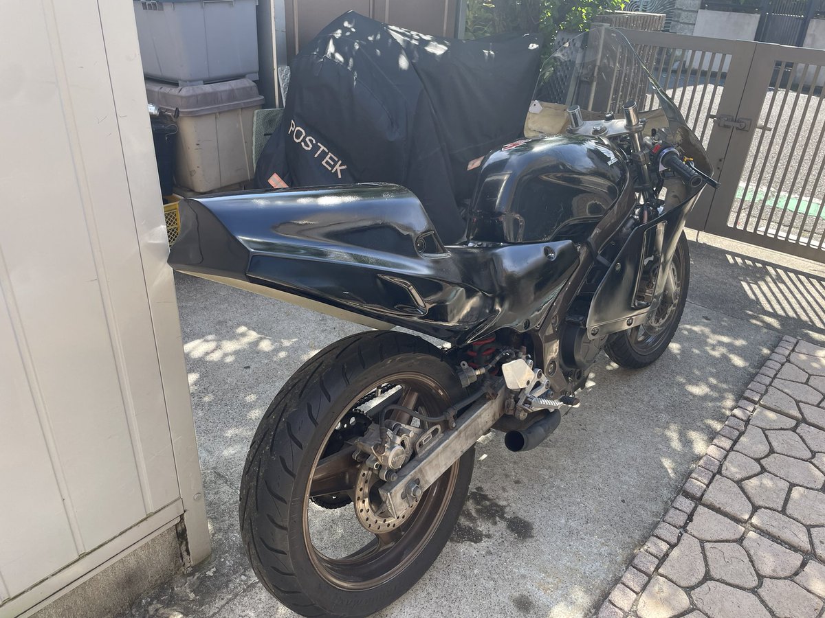NSR250YZF's tweet photo. ええんちゃうか〜？

#レーサーレプリカ
#NSR250R
#RS250
#VT250
#スパーダ https://t.co/Zqih6kEPeZ