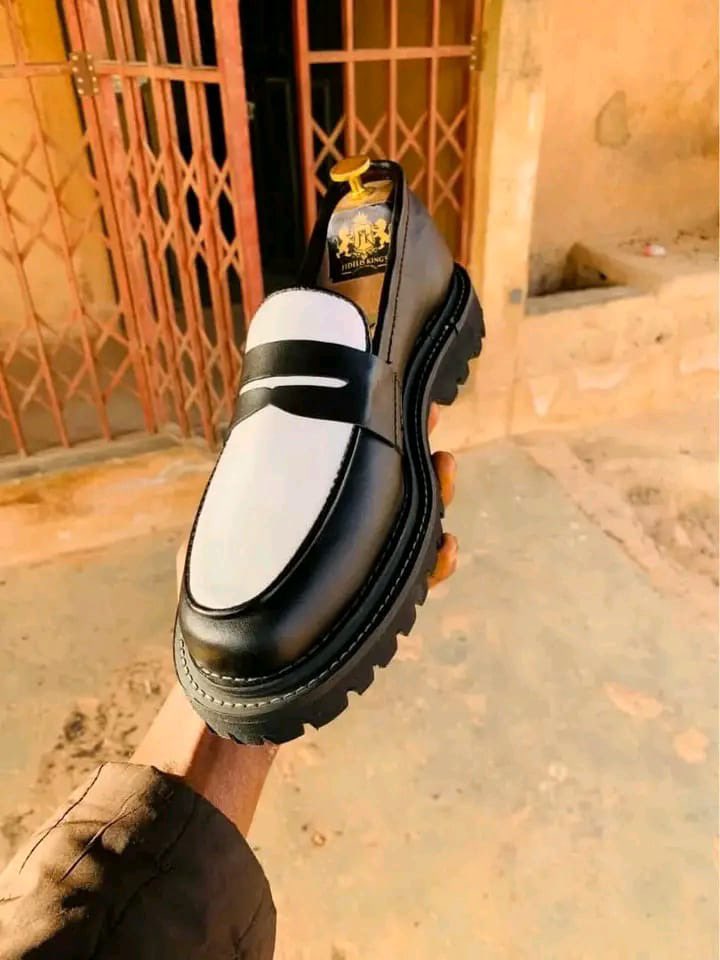 bxFootswears's tweet photo. N25000 (WhatsApp 08066672068)

Mercy Eke Starrgirl AG Baby #AMVCA12 #Freewebkid Polygamy https://t.co/OkUsV50FRV