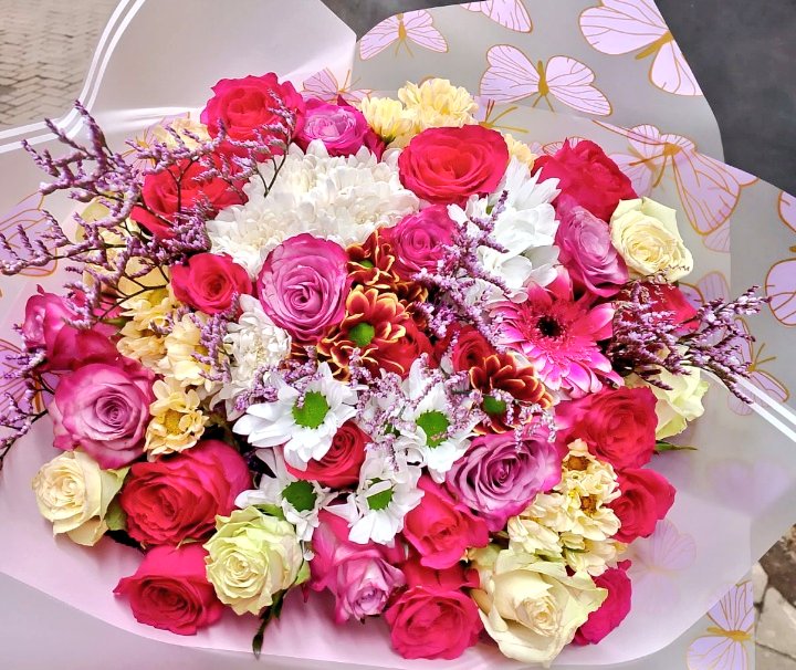 Rozay_kamau's tweet photo. Happy Mother's Day Bouquets Available for Delivery Tomorrow 💐💐💐

Beautiful flowers and hampers available ❣️

Chocolate and Wine also Available 💐 🍷 🍫 

To View the Bouquet Catalogue , Whatsapp 0794-94-99-99 /Link : https://t.co/BQsuFr5aKc https://t.co/NJBqtL2Pye