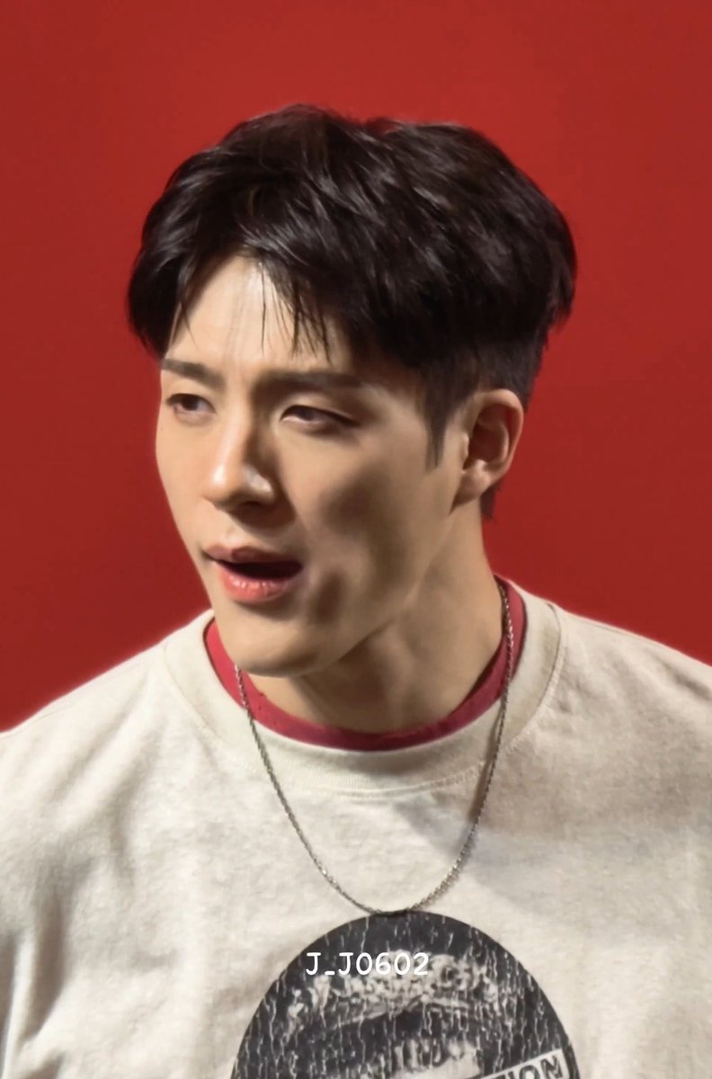 JENO SOLO 🔜 tweet media