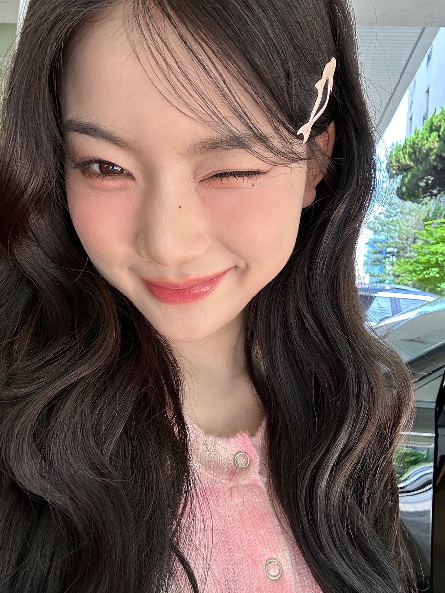 냥 ฅ🐾 tweet media