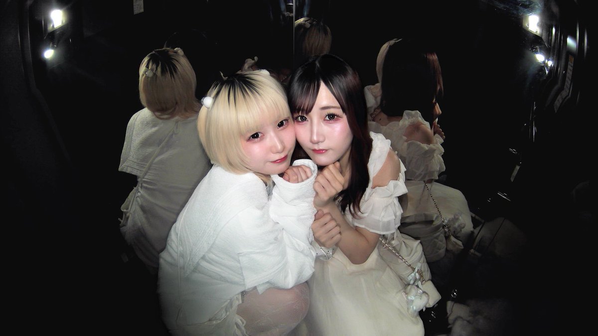 milfi_fumina's tweet photo. 私の大好きな女の子.⋆𝜗𝜚.†⋆ https://t.co/XVPm6LhW2U