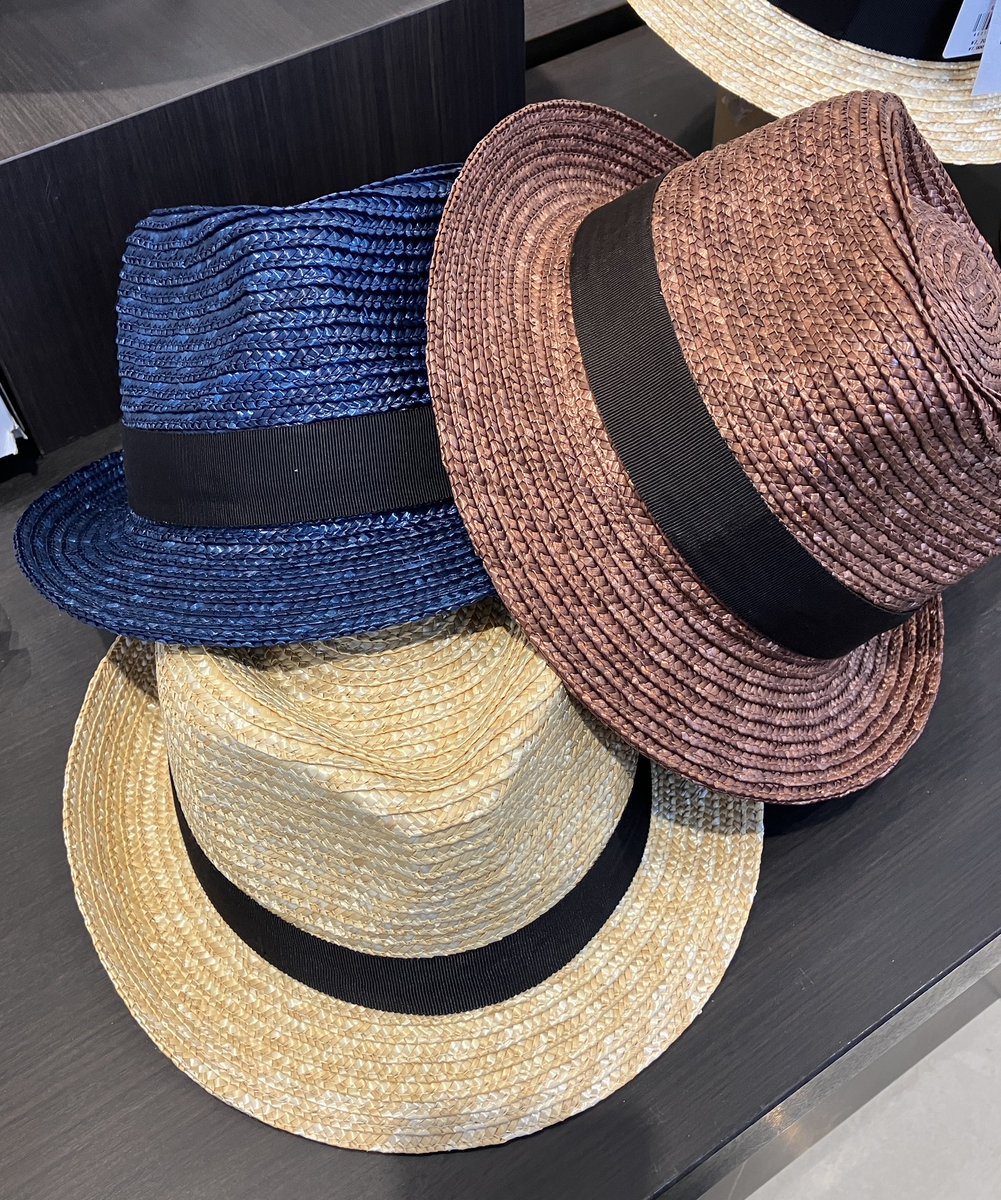 MARUZENNAGOYA's tweet photo. 【1F高級文具売場】
＃田中帽子店『#麦わら帽子展』開催中です
創業明治13年の田中帽子店では、昔から変わらない手仕事によってひとつひとつ丁寧に手作りしています。

強い日差しの季節こそ、
麦わら帽子で軽やかに👒 https://t.co/b8rTzE363l