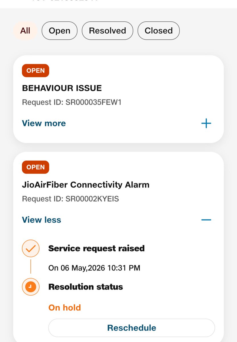 Shubhashu_'s tweet photo. 5 days without internet and still no resolution. My AirFiber complaint has now been put on hold instead of being fixed. Extremely disappointed with the service. Please resolve ASAP. @JioCare @reliancejio #AirFiber #InternetDown https://t.co/y1ftejASBk