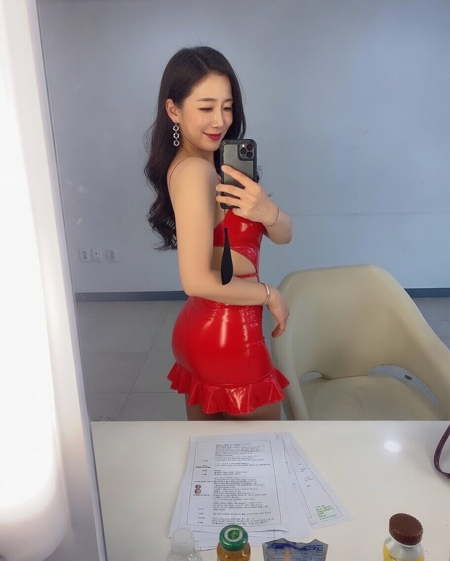 Kim Eunha tweet media
