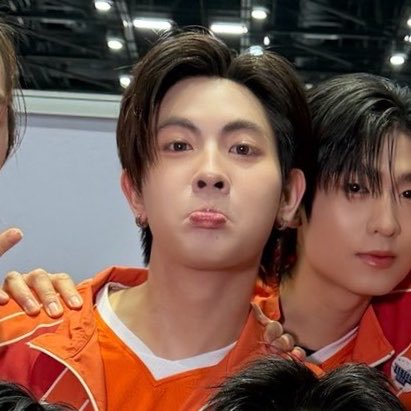 ค่ตจาดื้ออออออ

TFO ORANGE MONSTER
#เติ้ลเฟิร์สวันสีส้มสู้ซ่า  
#เติ้ลเฟิร์สวัน #TleFirstone
#Firstone