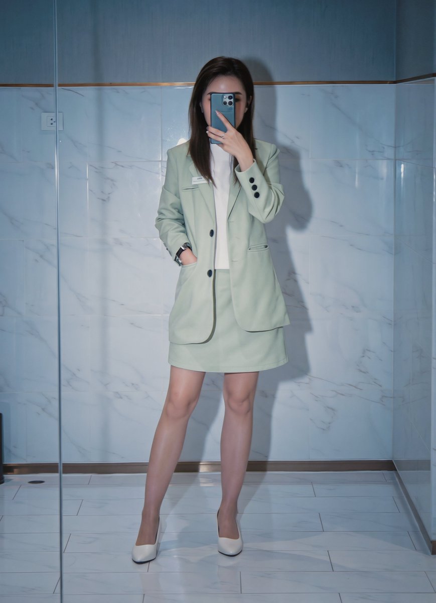 วันนี้มาในธีม....เขียว-ขาว  ทำงานบ้างเดี๋ยวคนอื่นจะสงสัย 🤔🤔 #ระยอง #ระยองในเมือง #สาวตัวเล็ก #สาววัย40+