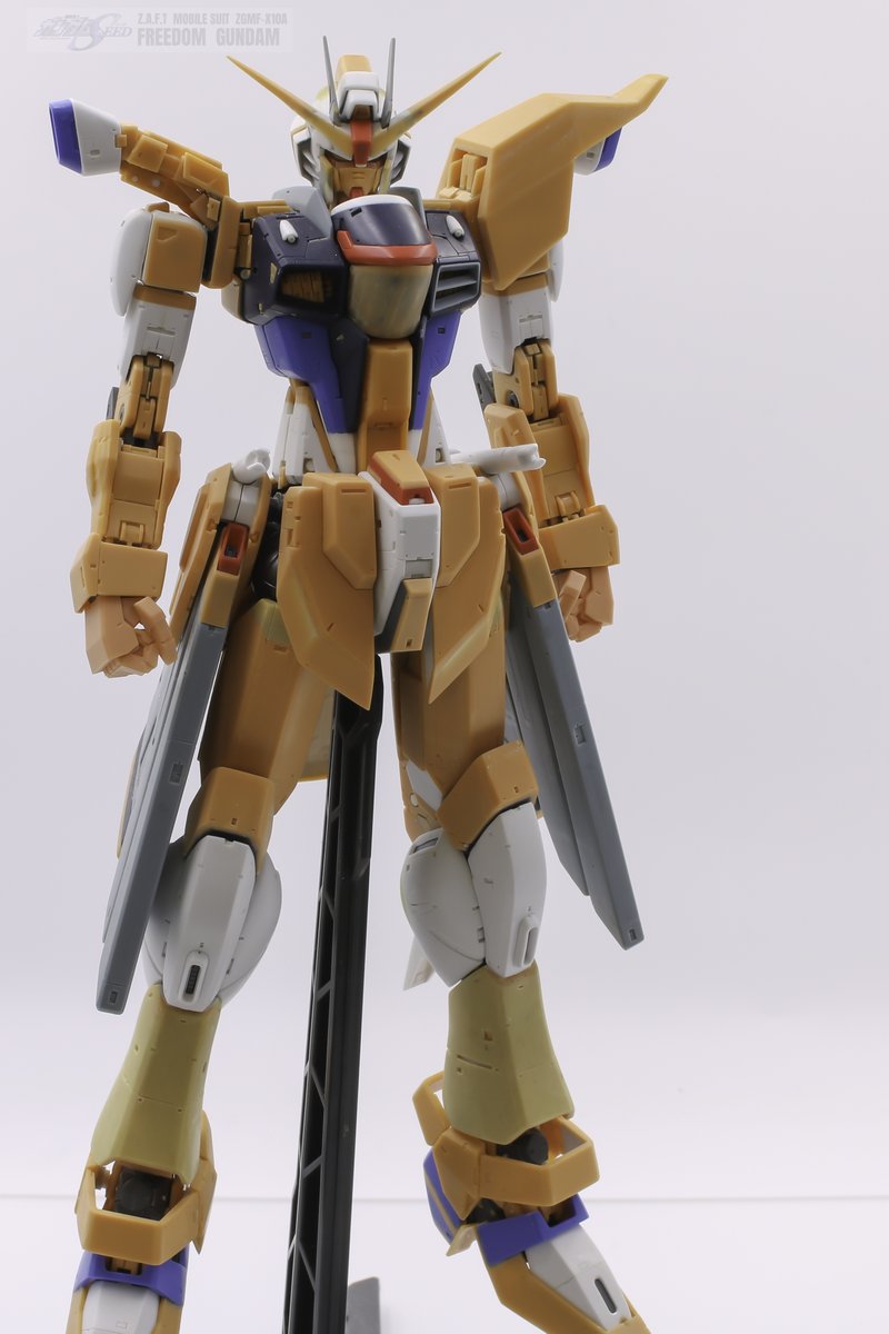 ryu30100320's tweet photo. 諸事情によりだいぶプラモデル離れてしまったけど、ぼちぼち再開いたします(  . .)"
フリーダムガンダムＶｅｒ．1現状。 https://t.co/DLzJIhcusd