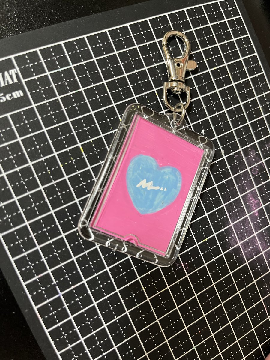 flatmoment's tweet photo. デザフェスA-39,40立ち寄ってね〜
#mutb
#デザフェス63リポスト
#デザフェス63 https://t.co/jXzBk6p7Mz