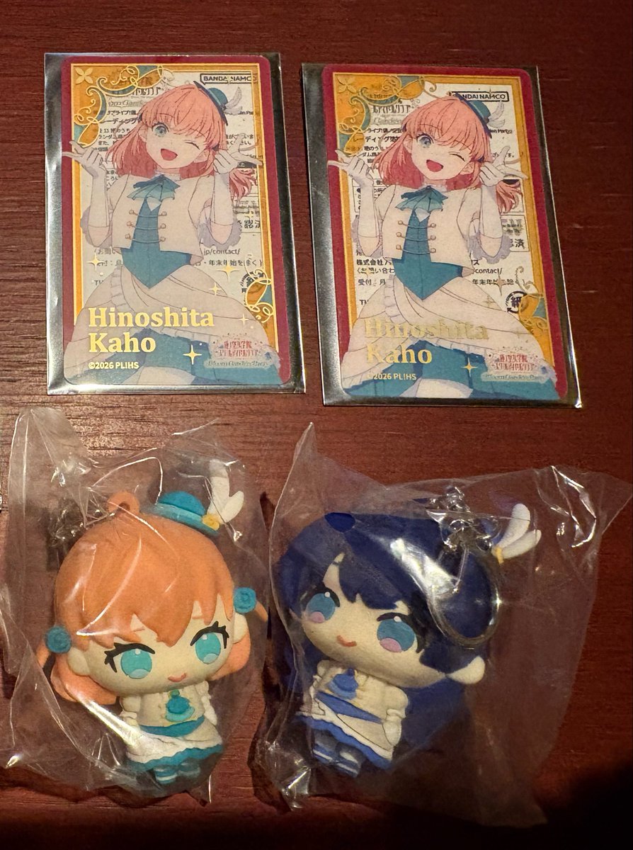 ri_macha's tweet photo. 【交換】ラブライブ 蓮ノ空 映画 
クリアカード ラバーフィギュア

譲┊︎花帆 さやか

求┊︎クリアカード 綴理 吟子
ラバーフィギュア 綴理 吟子

︎︎◌各1点求めております
︎︎◌綴理を含むお取引希望
︎︎◌郵送もしくは後日なんばパークスシネマ付近にて手渡し◎ https://t.co/2CJKLPG3Dx