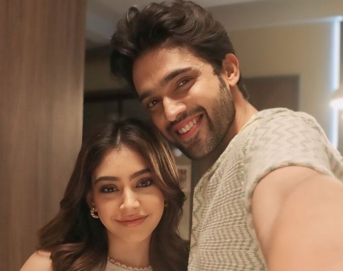 sidhilvr's tweet photo. #Parthsamthaan and his onscreen ships will forever be close to my heart ❤ #manan × #anupre https://t.co/qhAKQhz27E
