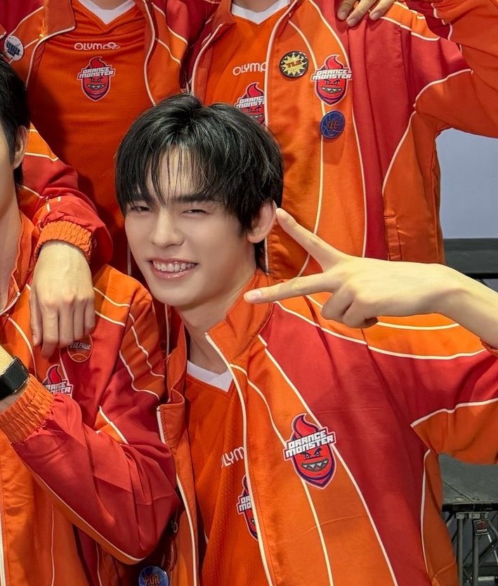 𑣲 chapor “ด้วงกับเธอ” 🍑🎧ྀི tweet media