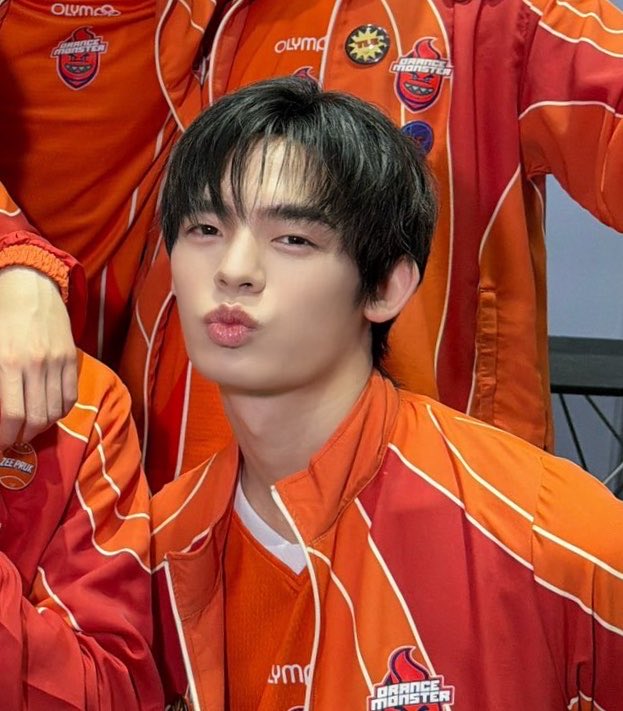 𑣲 chapor “ด้วงกับเธอ” 🍑🎧ྀི tweet media