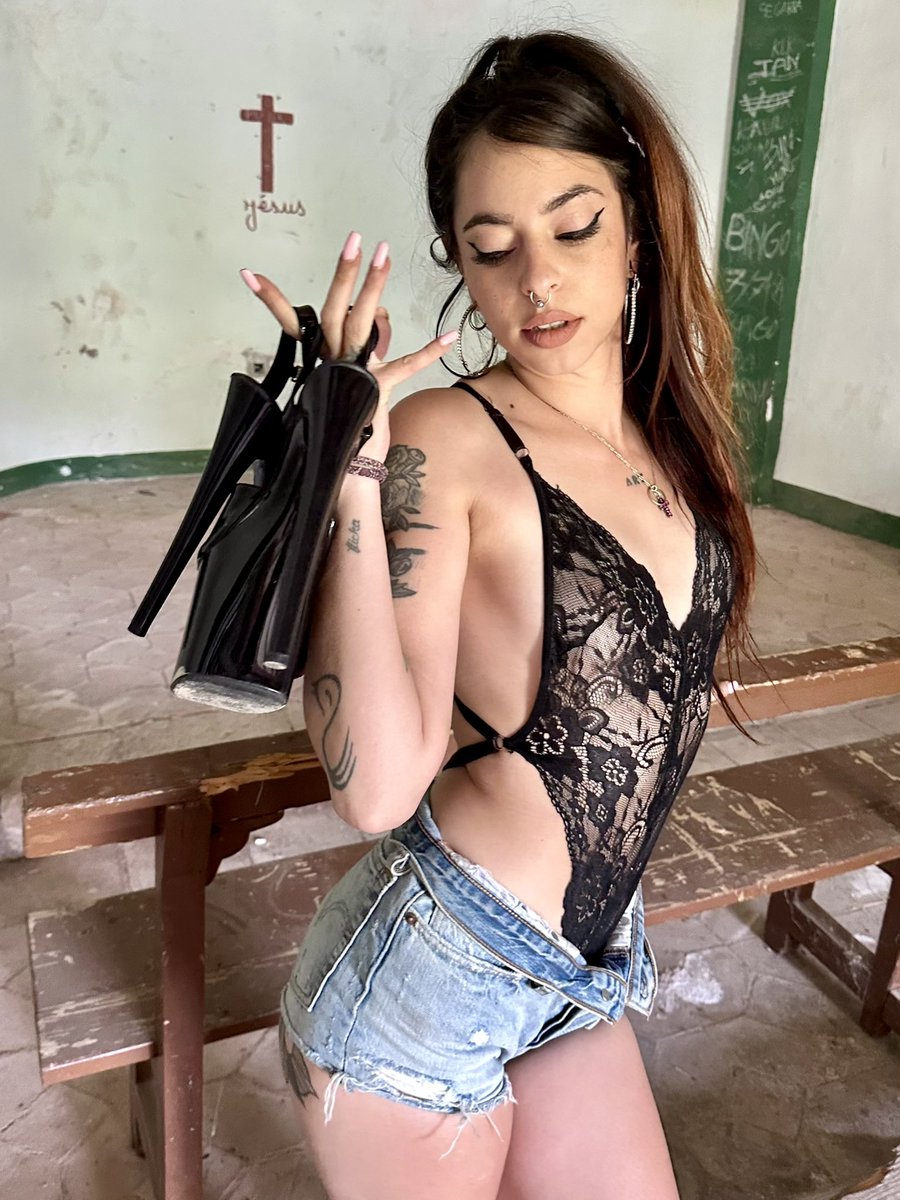 🍒MUÑEKITA🍒 tweet media