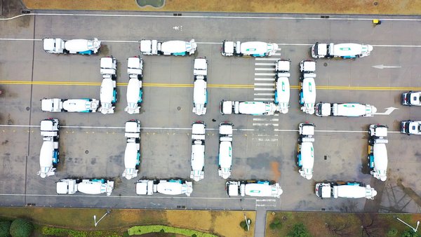 richmchn's tweet photo. #XCMG Concrete Machinery Global Shipment 🚛🌍
Over 100 concrete machines delivered to overseas markets 💪
Pump trucks and mixer trucks ready for global projects ⚙️
Supporting infrastructure construction worldwide 🏗️
#ConcreteMachinery #PumpTruck #MixerTruck #ConstructionEquipment https://t.co/XsUnJx2NN5