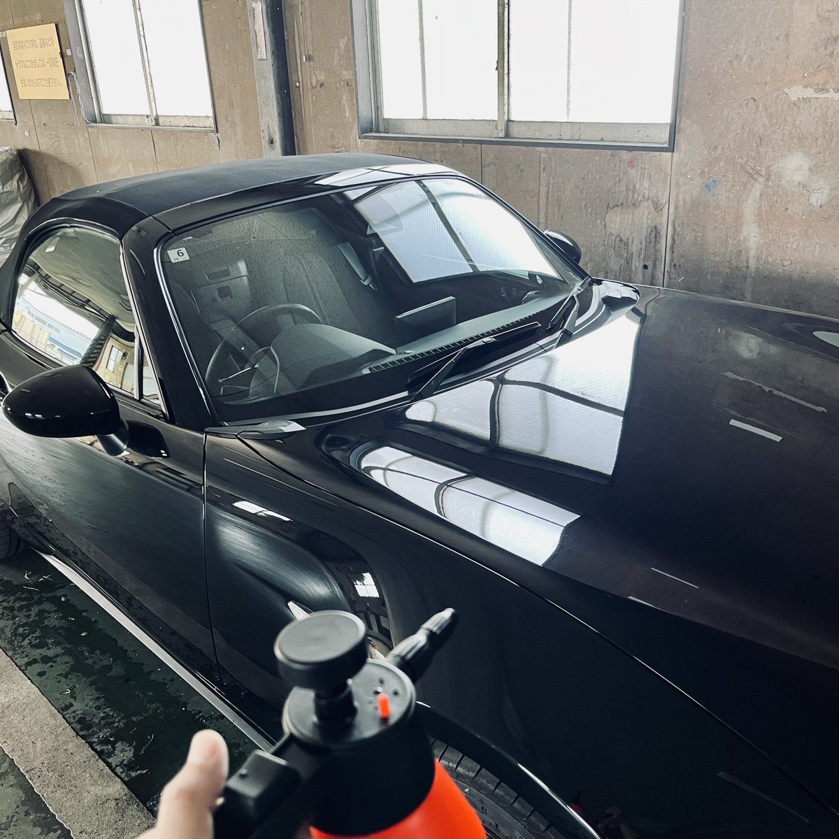 連休最終日、お出かけは控え目にして帰宅後に洗車。手洗いは疲れるけど車体サイズが大きくないからまだマシ。