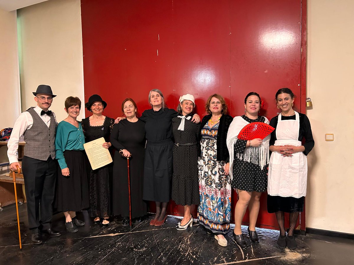 HdM1966's tweet photo. 🎭🎶 ¡La Barraca Educativa brilla en el #LorcaEducaSummit! Presentamos en Fuente Vaqueros nuestro proyecto donde teatro, gastronomía y música se sientan a la mesa.

Compartimos experiencias y el legado de Federico con centros de toda Andalucía✨

📲 https://t.co/gJ9gY2jo38 https://t.co/Ncc5WS2GYR