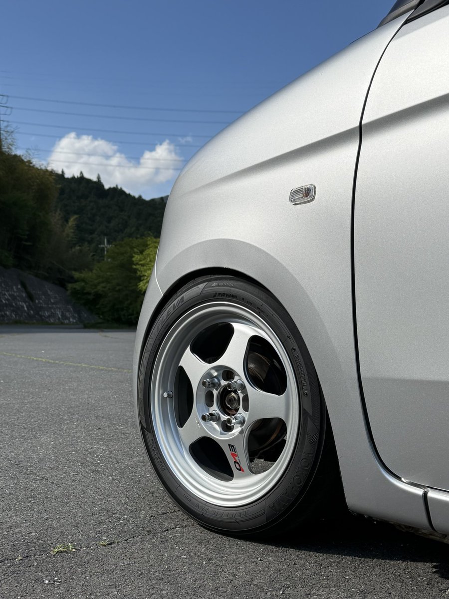 おしょうゆさんに譲っていただいたリーガマスター履かせました！まだ車高とツラは甘いですがとりあえず🤲