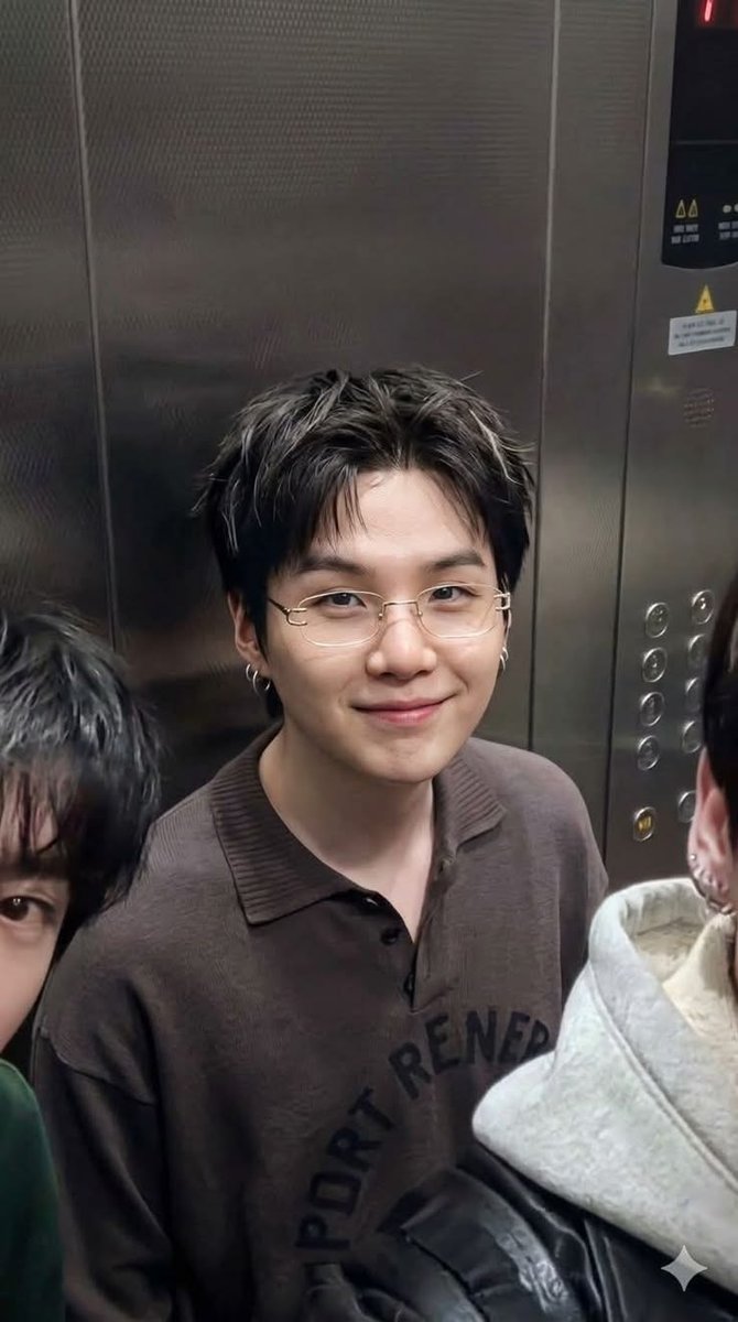 mellifluuss's tweet photo. 9. Your recent style. Your most Miwu look of all the Miwu looks ever. So squishy and so dumpling even if darklord 🥺 https://t.co/uKScztNTFA