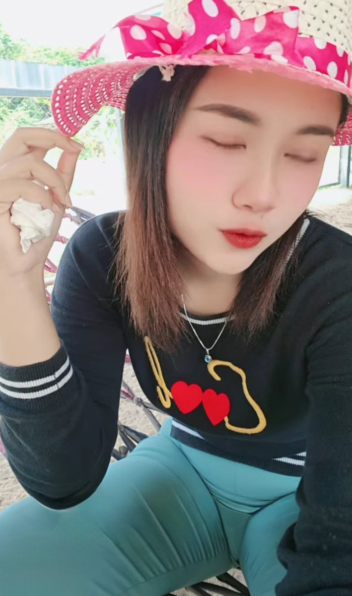 น้องกวางแอบผัวจ้า💕 tweet media