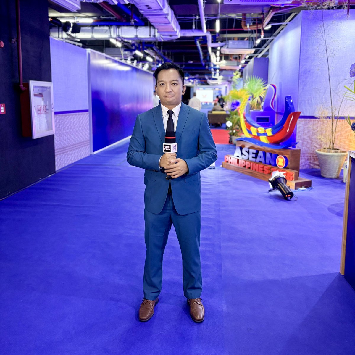 JervisManahan's tweet photo. After 5 TV Patrol reports, 8 ANC reports, 16 text stories for our news website, 2 digital video executions for social media, and countless tweets, briefings to attend, and sessions to monitor— it's finally a wrap! #ASEANSummit 

Daghang salamat, Cebu! 🇵🇭 https://t.co/ws7zgecrEw